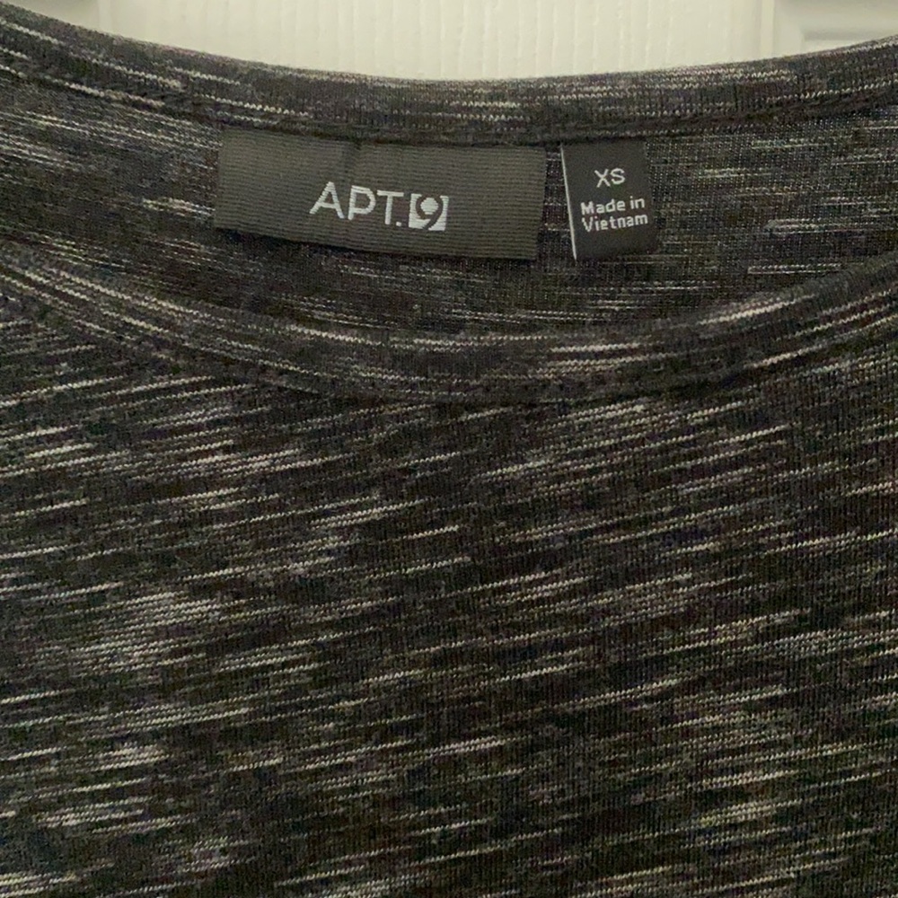 Dress - Picture 3 of 4
